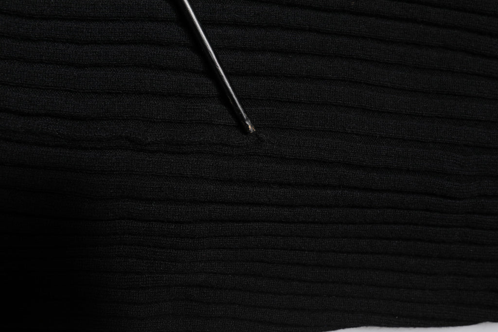 Dolce & Gabbana Black Cashmere Knitted Neck Warmer Foulard Scarf