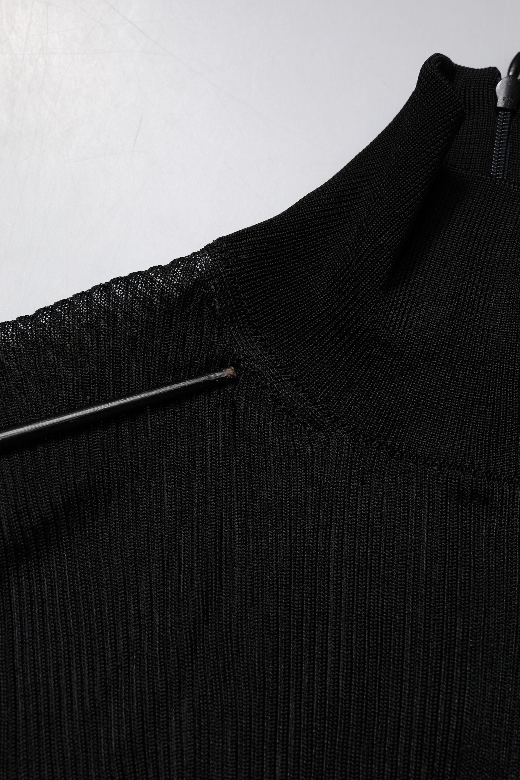 Dolce & Gabbana Black Knit Long Sleeves Turtleneck Slim Top