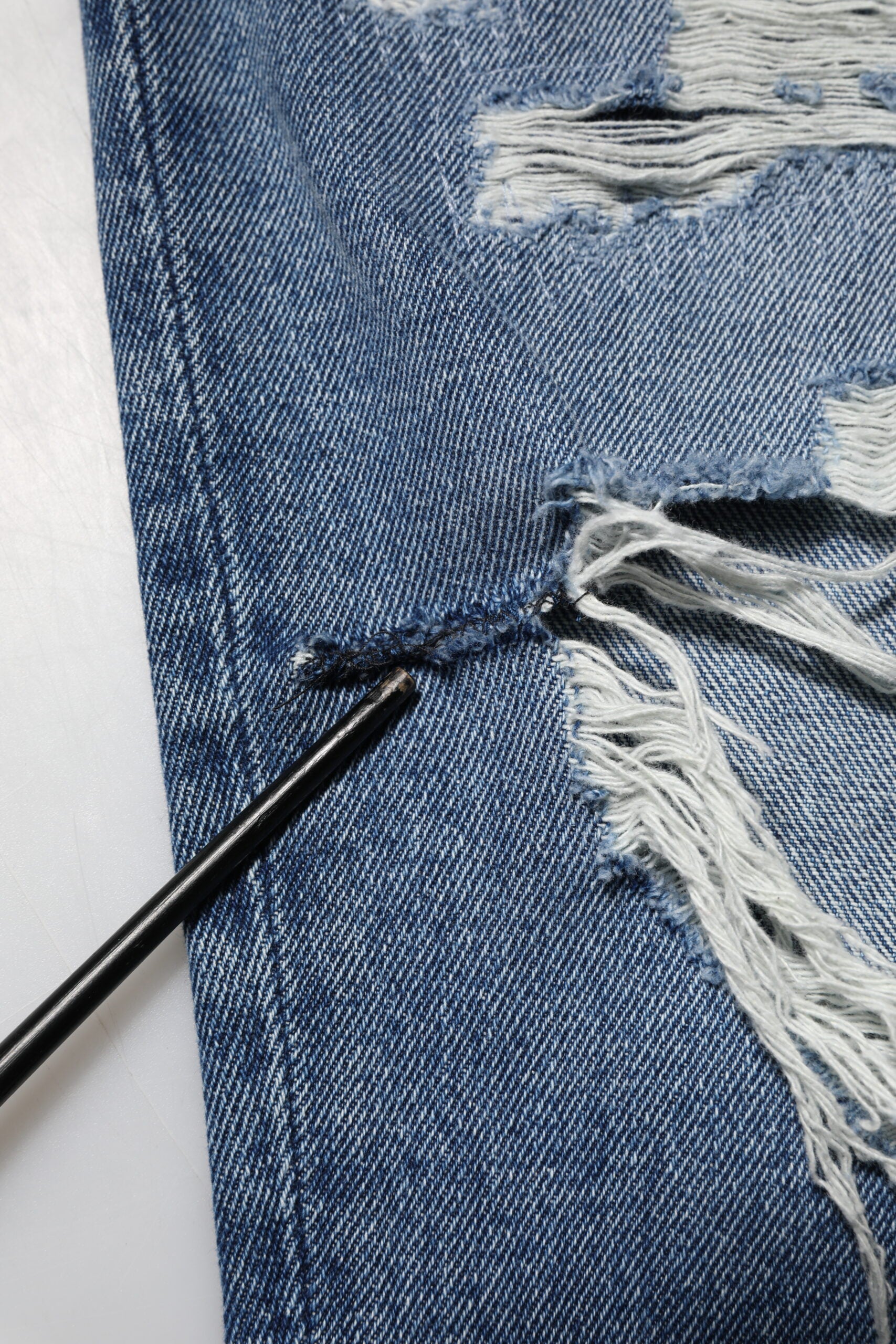 Dolce & Gabbana Blue Tattered High Waist Women Denim Jeans