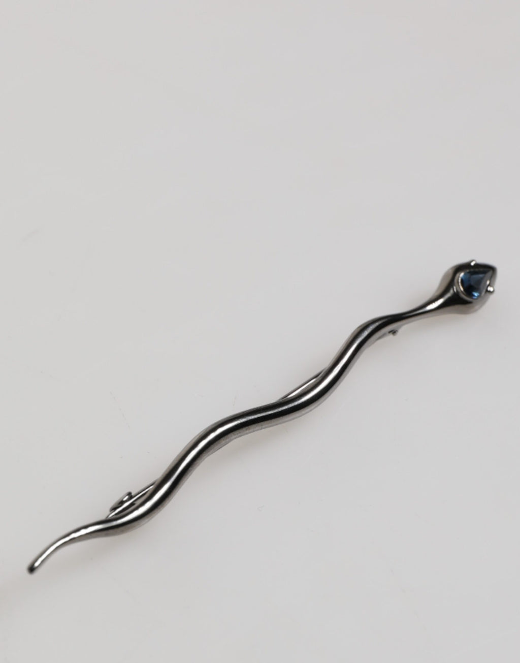 Dolce & Gabbana Black Brass Crystal Spilla Serpente Mens Brooch Pin