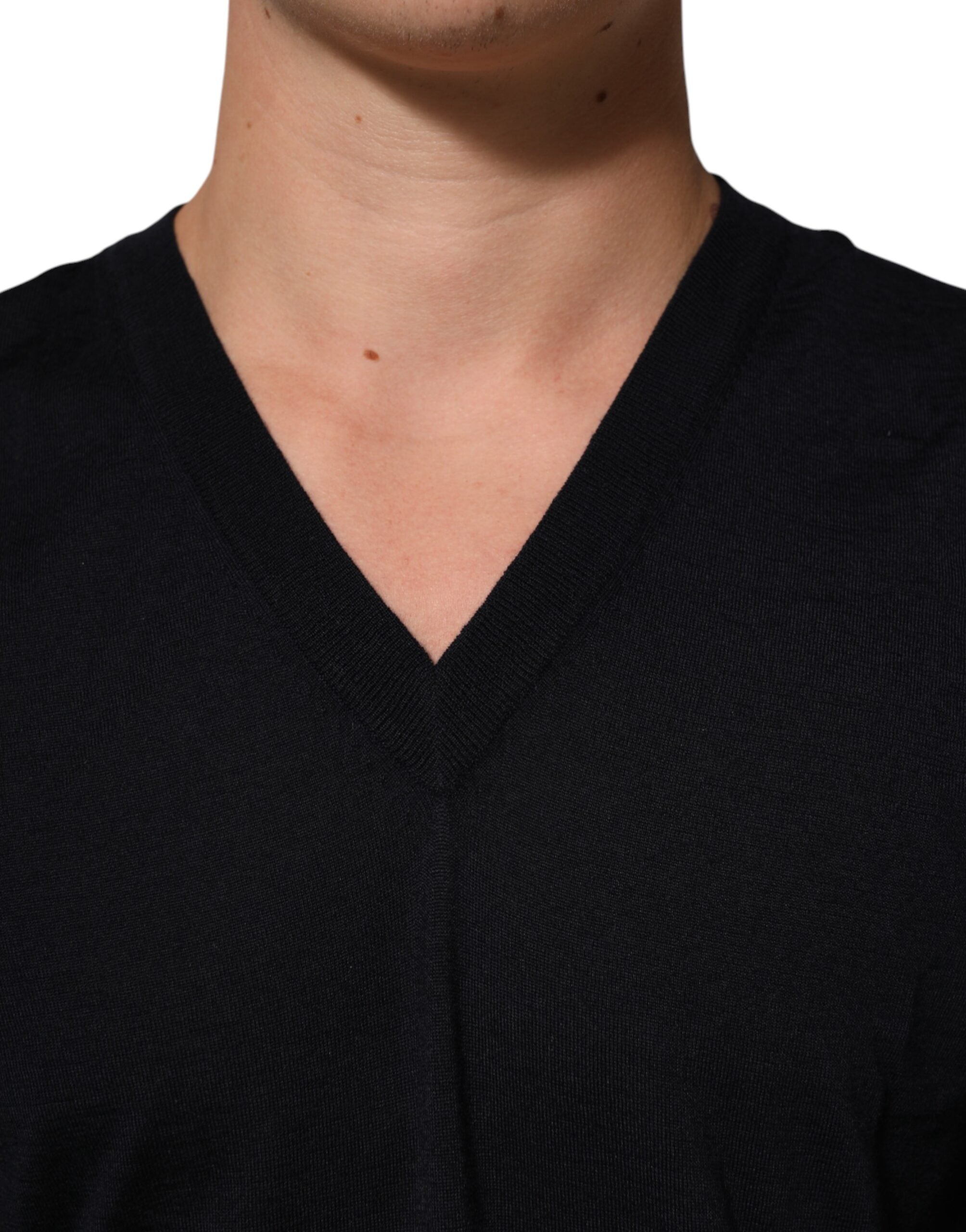 Dolce & Gabbana Black Cashmere Knit V-Neck Pullover Sweater