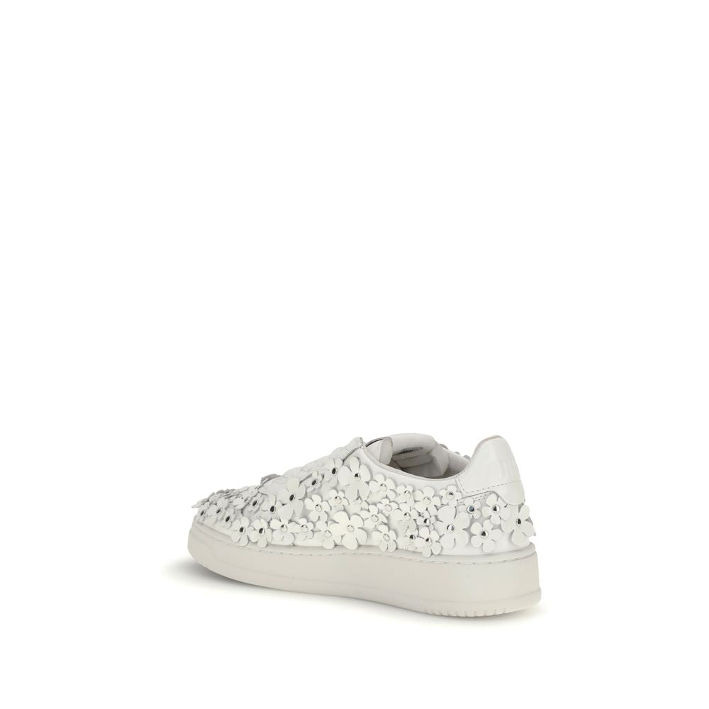 Autry White Calf Leather Bos Taurus Low Top Sneakers